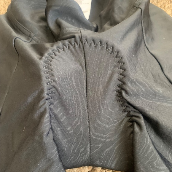 Pearl Izumi Escape Quest Cycling Bike Shorts Sz.S Form Fit Black Padded - Picture 3 of 9